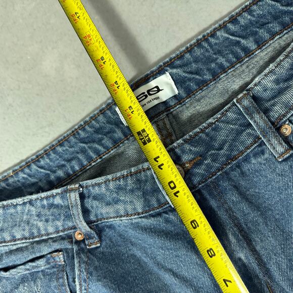 RSQ Low Rise Baggy Jeans Medium Wash - Size: 32 - Picture 6 of 9